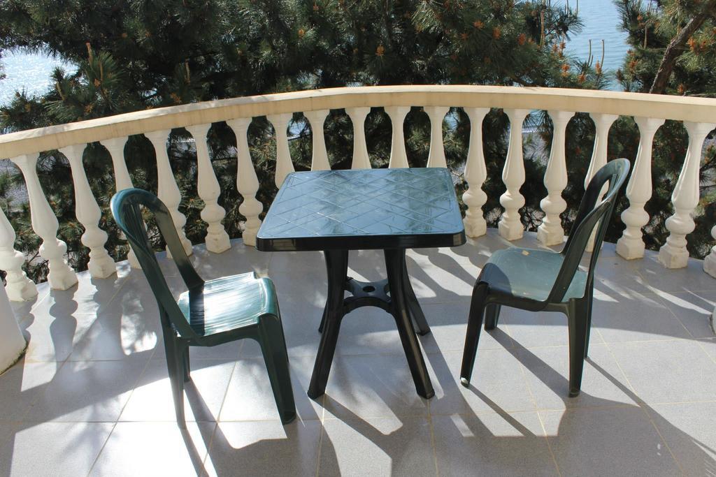 Festina Lente Otel Kobuleti Dış mekan fotoğraf