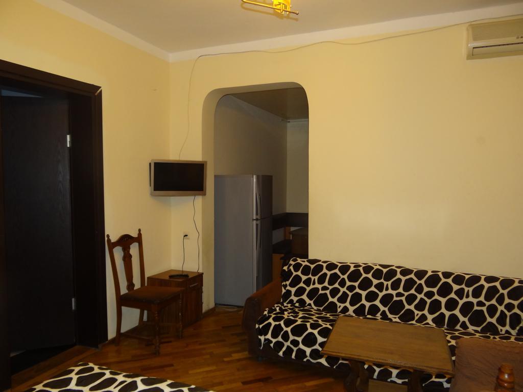 Festina Lente Otel Kobuleti Dış mekan fotoğraf