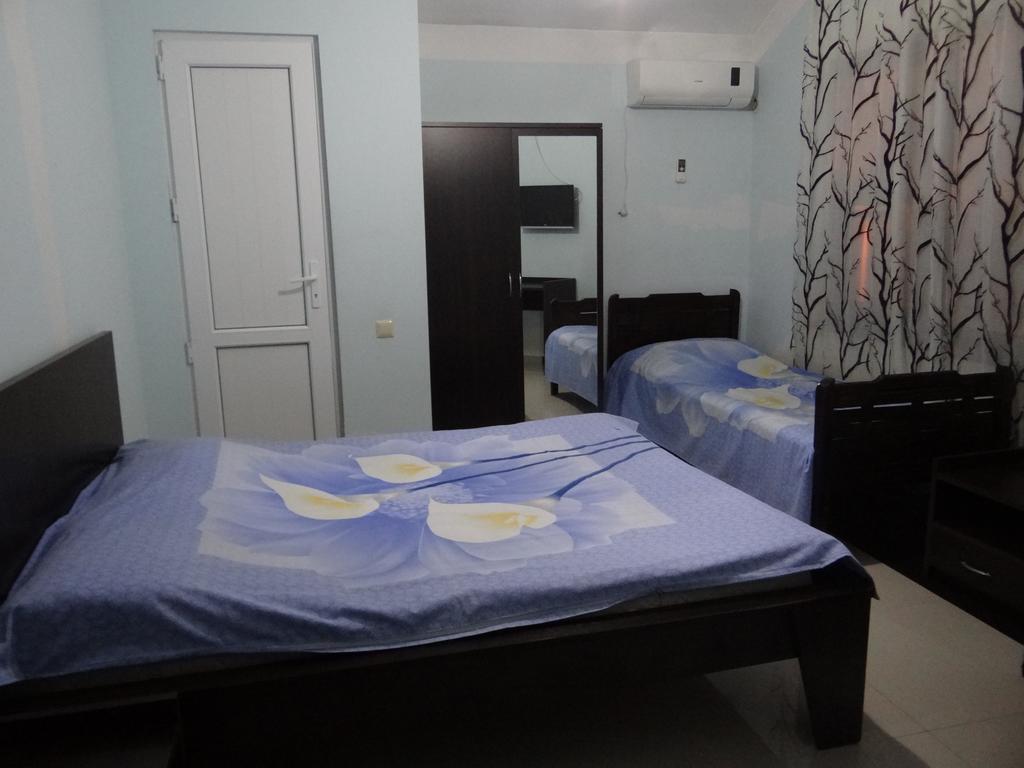 Festina Lente Otel Kobuleti Dış mekan fotoğraf