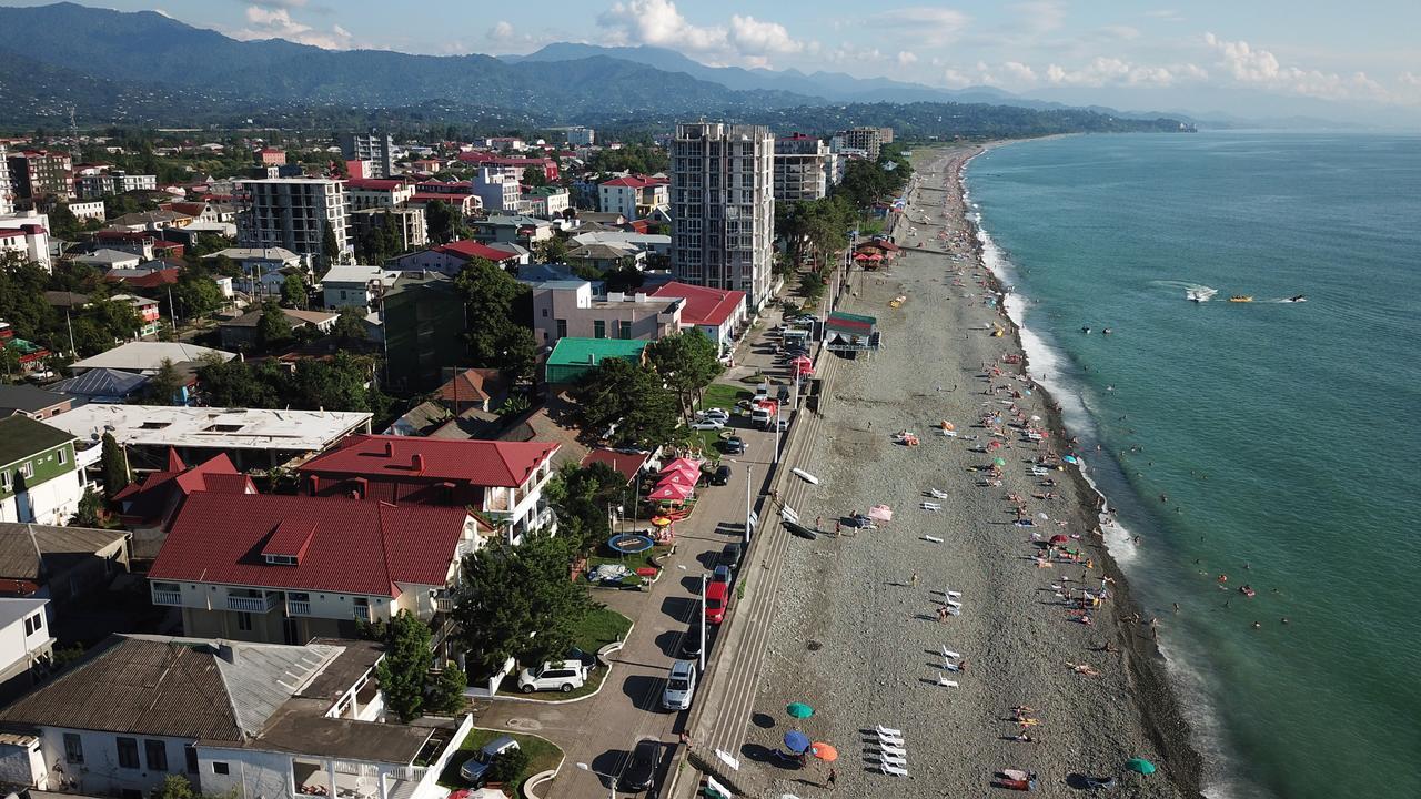 Festina Lente Otel Kobuleti Dış mekan fotoğraf